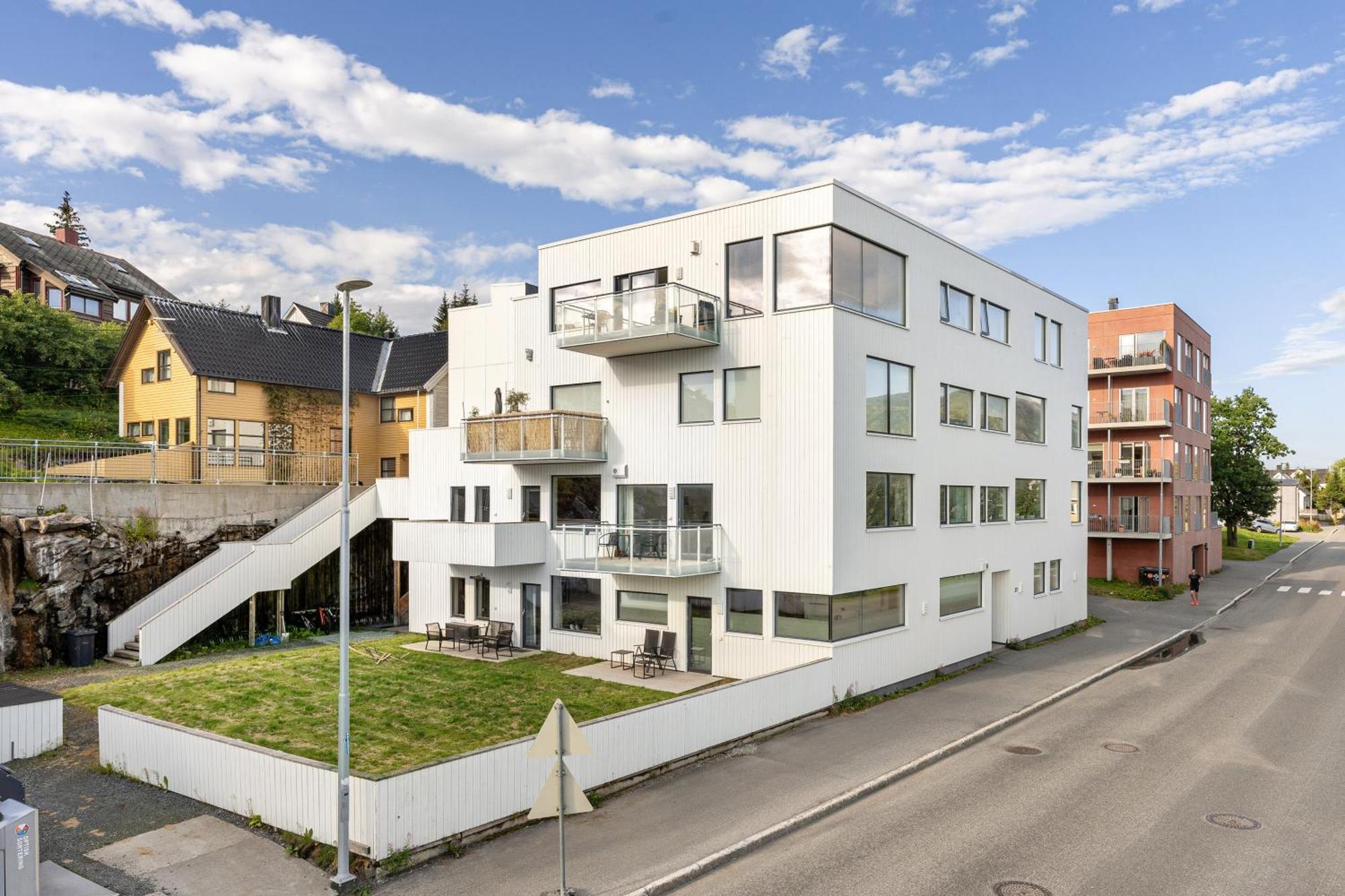 Arctic Homes - Premium Tromso Residence Exterior photo